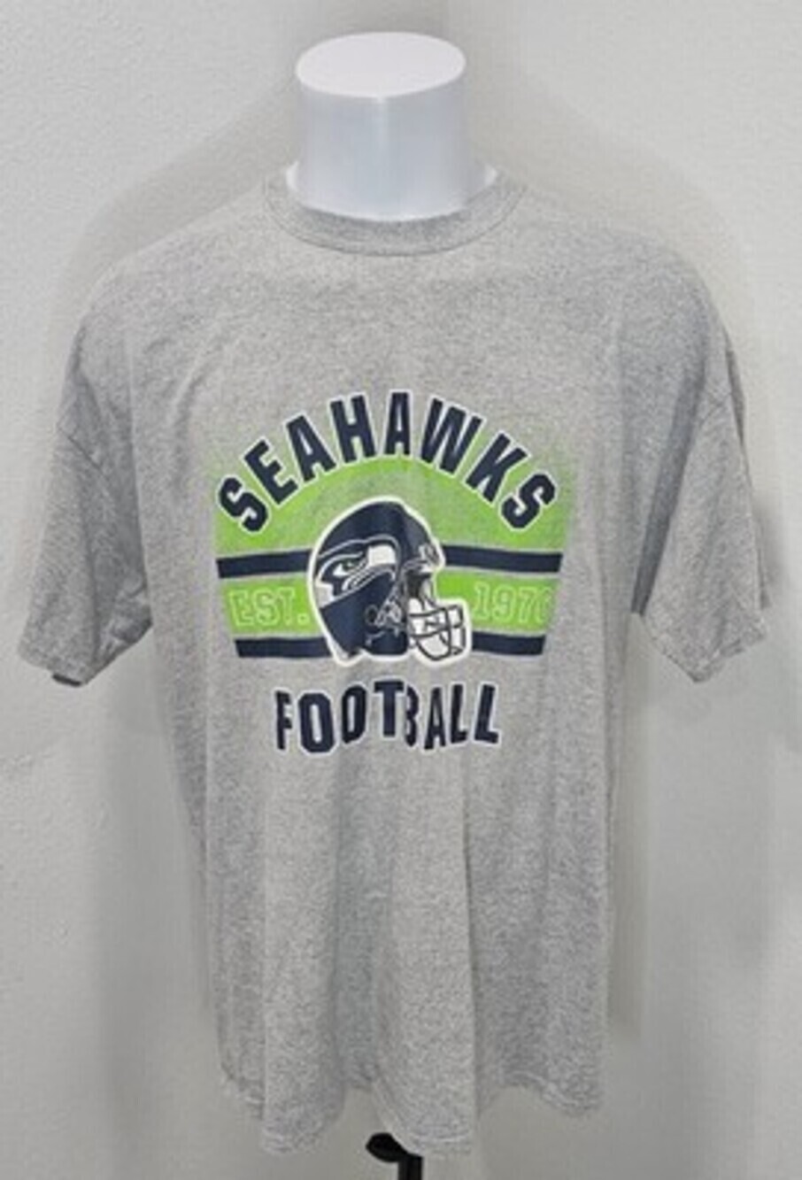 Seattle Seahawks SEA NFL 2XL Gray Casual T-shirt NWOT Mens Crew Neck